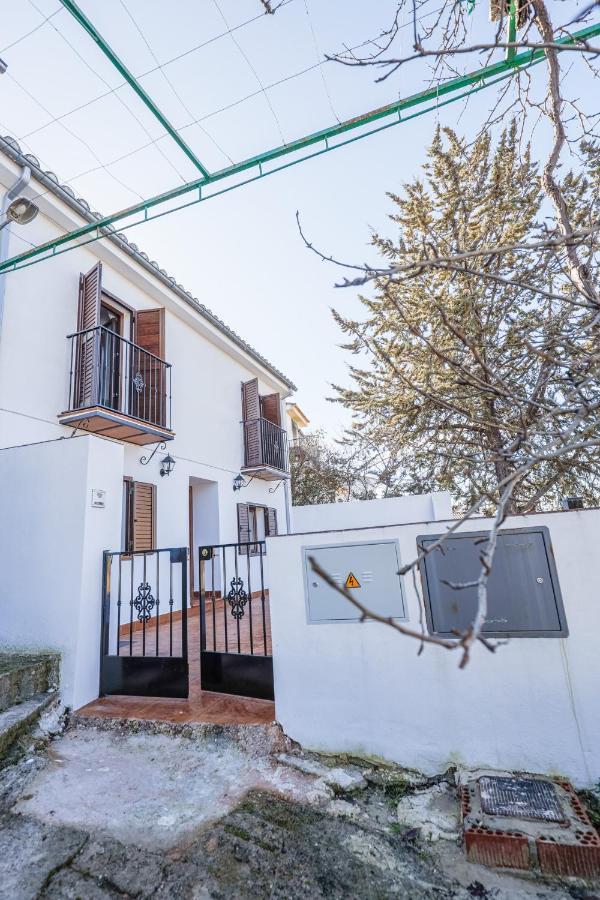 Fantastica Casa De 3 Bedroom Y 3 Banos - Casa De Relax- Montefrío Exterior foto